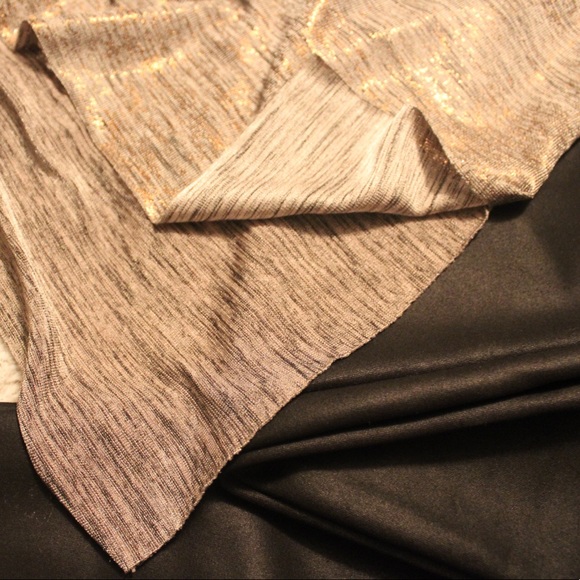 Gold Shimmery Blouse - Picture 3 of 7